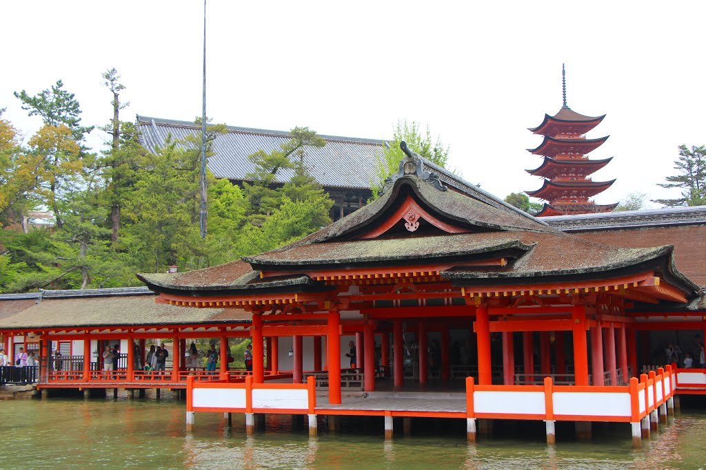 Miyayima. Santuario Itsukushima. by Juan Domínguez León