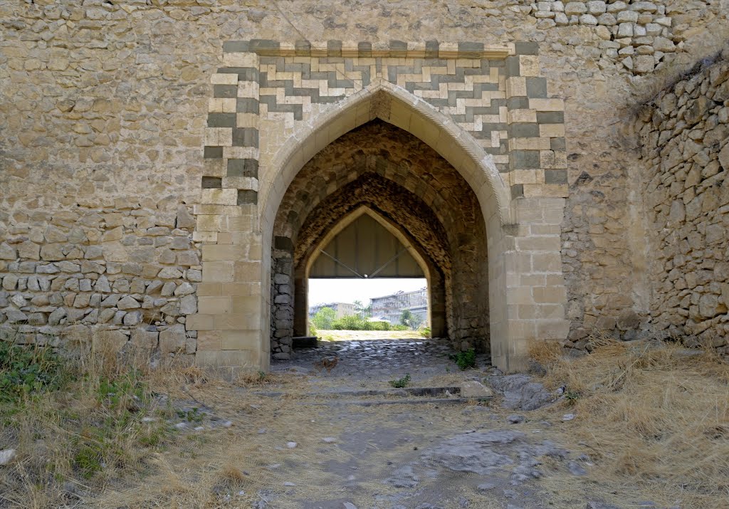 Yelizavetpol Gate, Shushi Castle, Shushi, Nagorno-Karabakh. by Nicola e Pina Caucas…