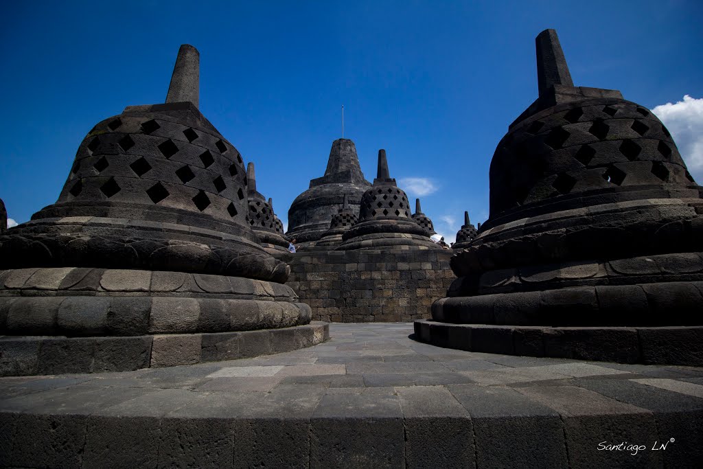 BOROBUDUR INDONESIA by CHAGO SAN