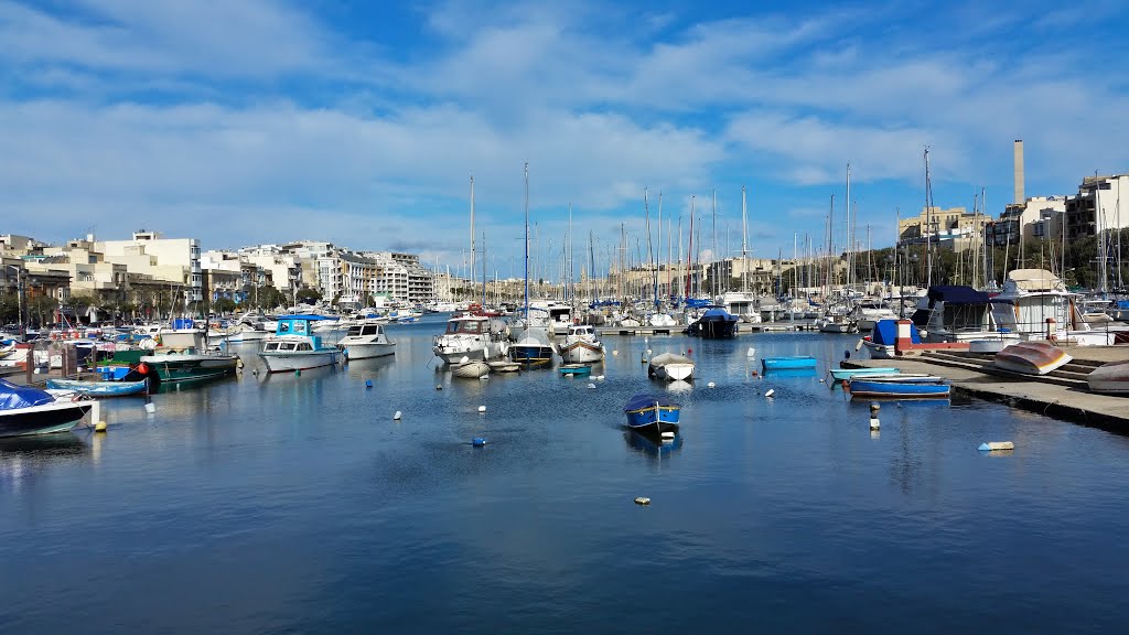 Msida, Malta by mario castro