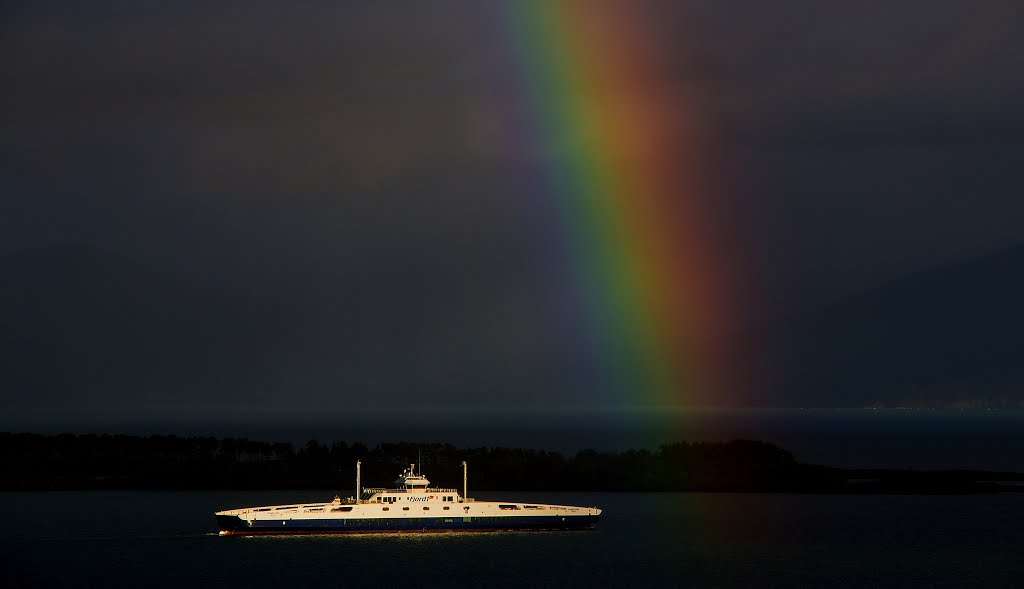 Molde, Norway by Bjørn Fransgjerde