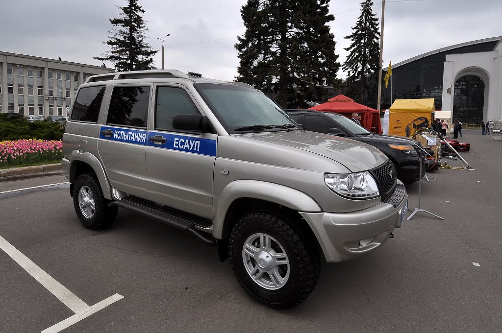 Armored car Esaul-394511-04 based on shassis UAZ Patriot at Integrated Safety and Security Exhibition 2016 by IPAAT