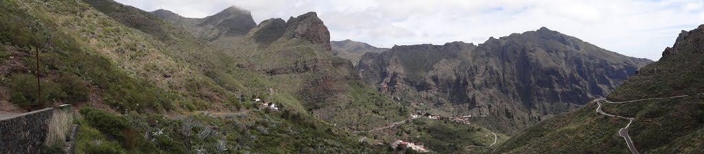 Buenavista del Norte, Santa Cruz de Tenerife, Spain by Artista49