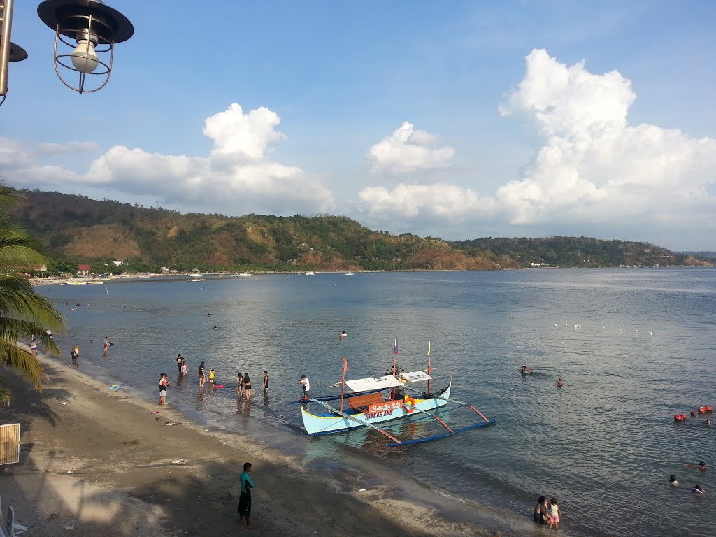 Barretto, Olongapo, Zambales, Philippines by Geoff S