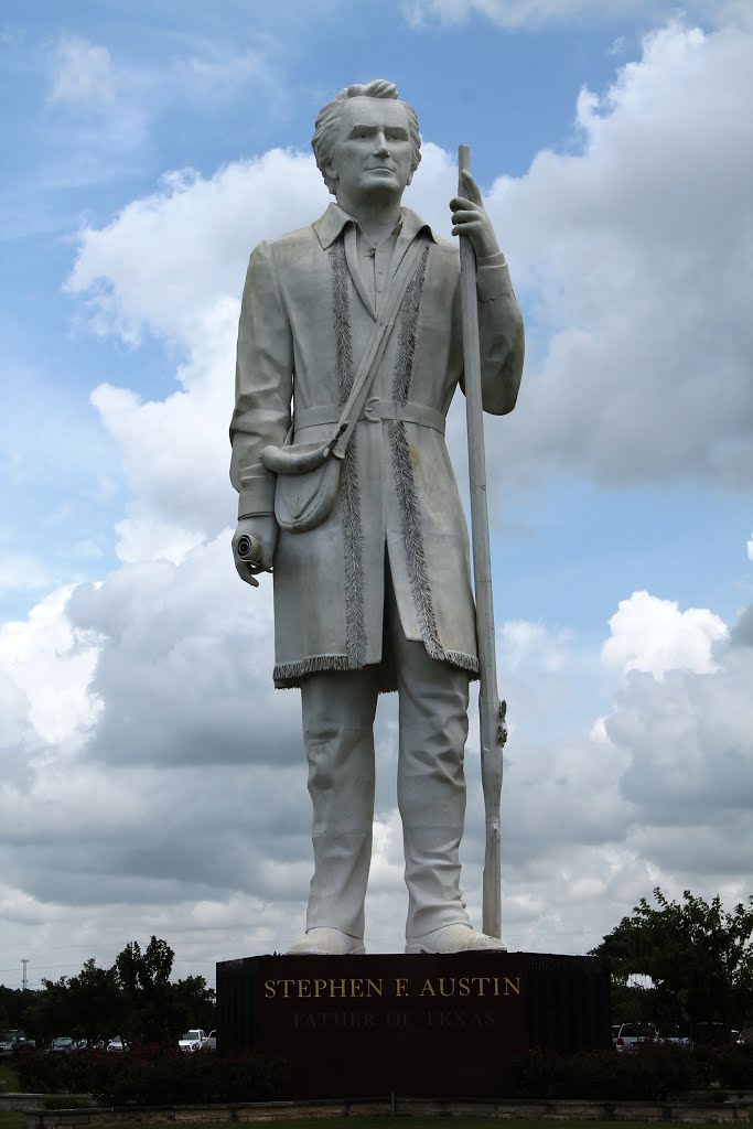 Steven F. Austin Statue by JJ Kwashnak