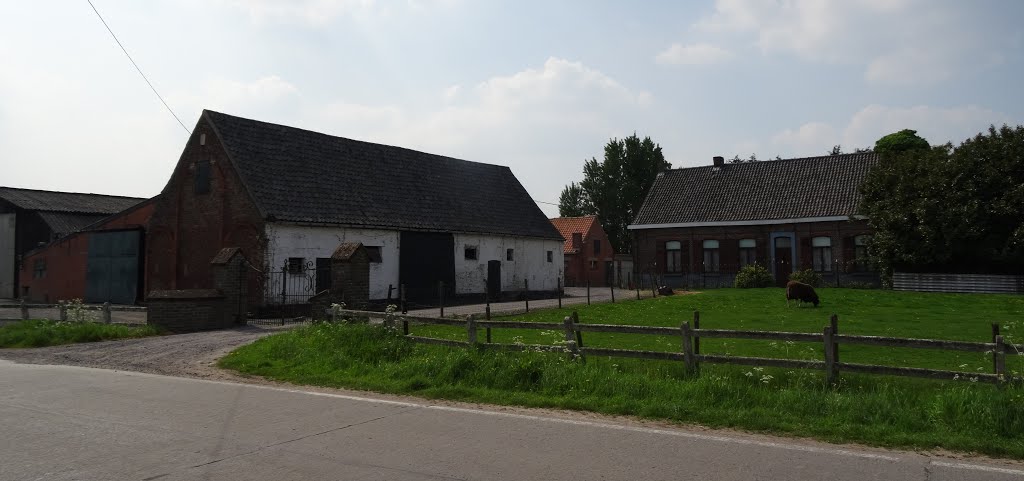 Hoeve Oostwinkel by Pousse Mousse