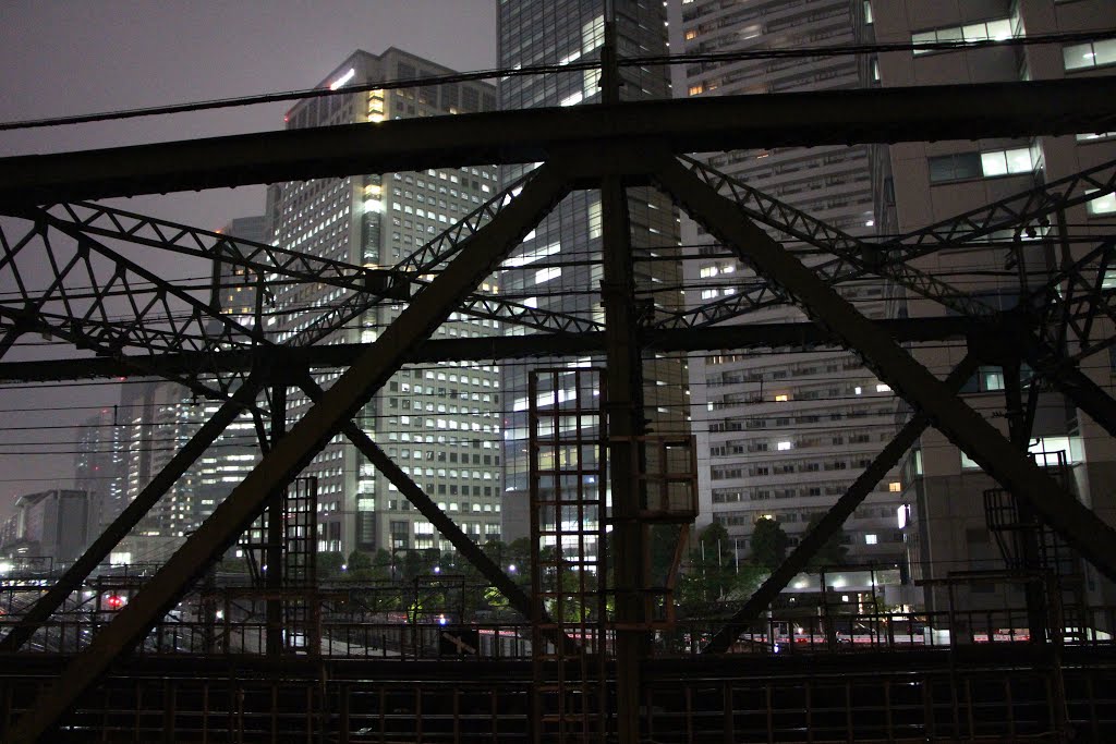 Línea Yamanote. Shinagawa. Tokio. by Juan Domínguez León