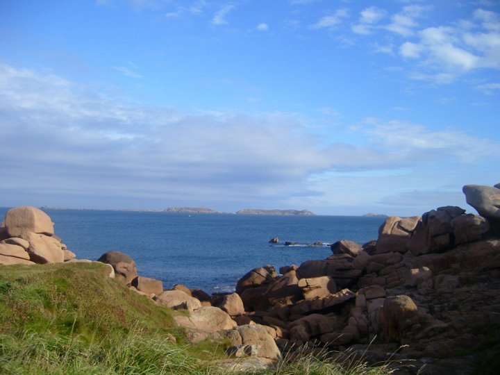 Les sept îles vues de Ploumanach by rv8427