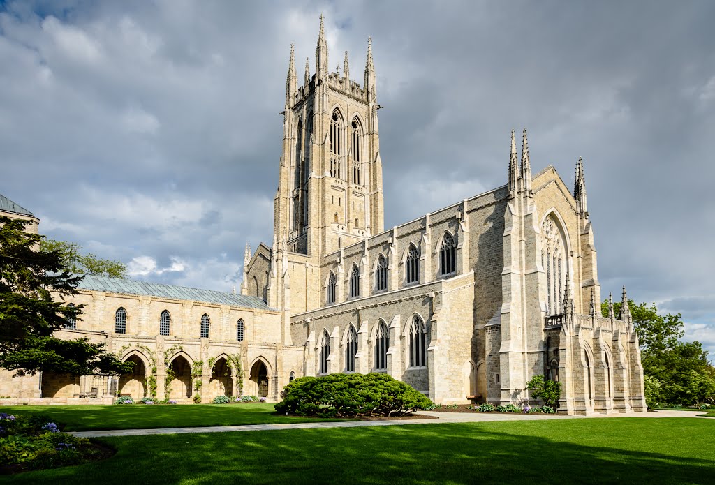 Bryn Athyn Cathedral by Larry Lamb