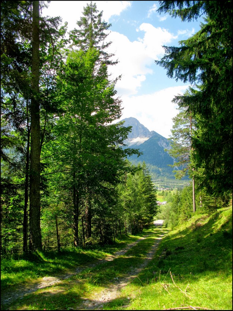 Heiterwang: Berglandschap by © Dennis Wubs