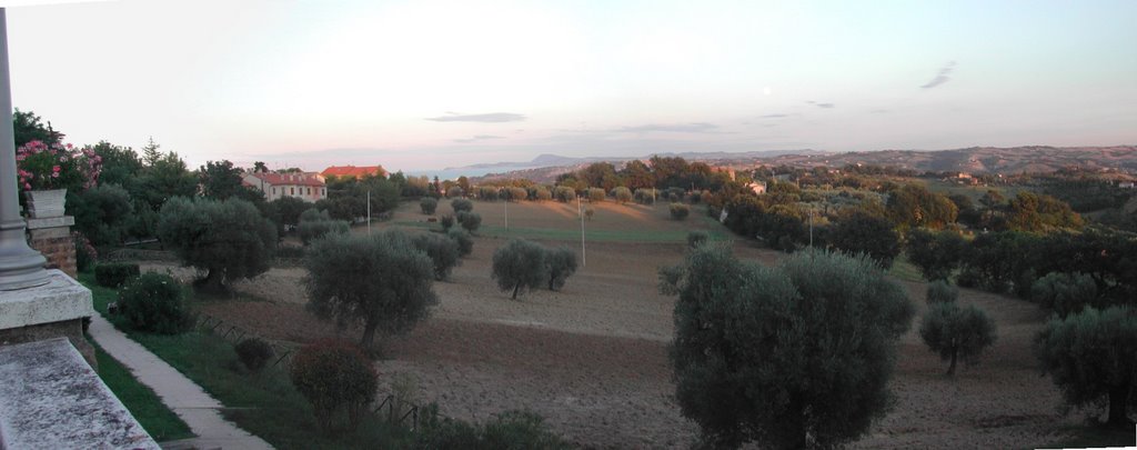 Colline e scorcio di mare - Scapezzano by maria teresa