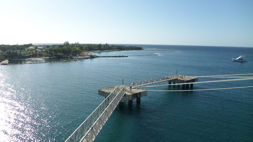 Roatán, Islas de la Bahía, Honduras, 2016 by Predador