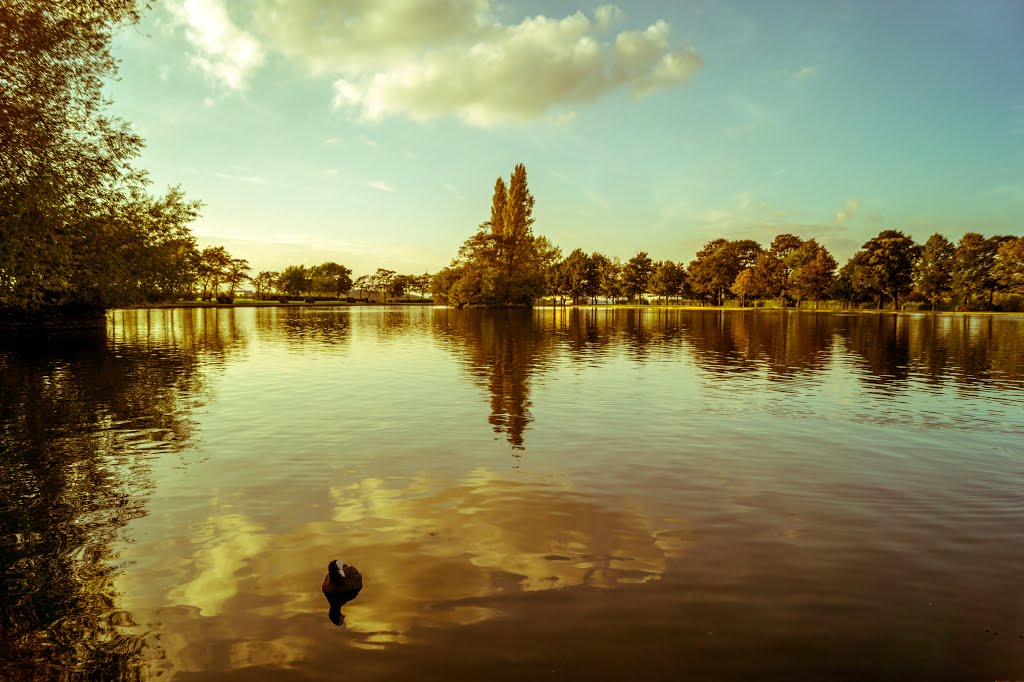 Pontefract Park Lake by Chris Stevenson Phot…