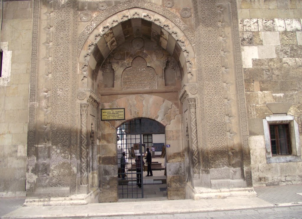 Meram, Sırçalı Medrese by Kasım OKTAY