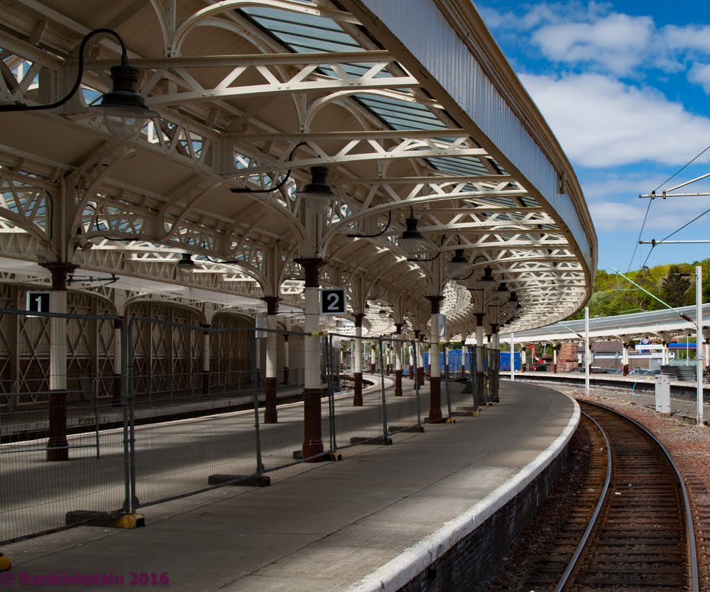 Weymss Bay Station by Frank Macpherson