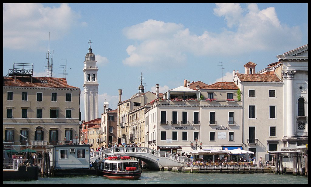 Riva degli Schiavoni by Javier B