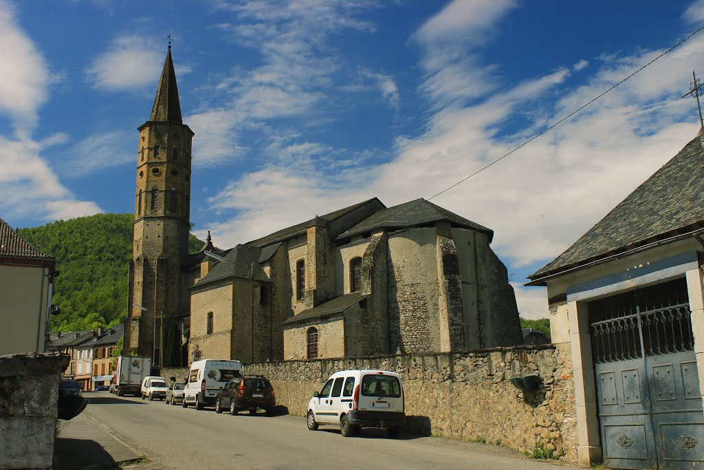 Massat : église paroissiale by SiteHistoire66