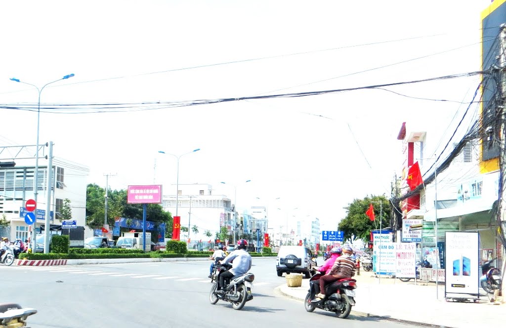 An Hòa, Ninh Kiều, Cần Thơ, Vietnam by Nguyễn Văn Đại