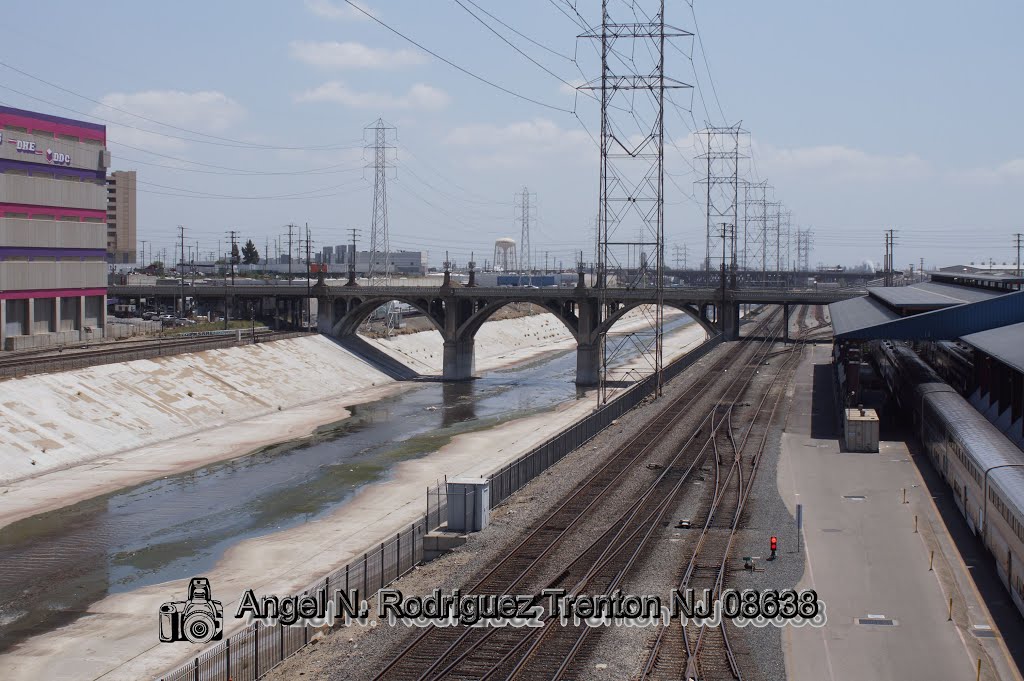 Boyle Heights, Los Angeles, CA, USA by Angel N Rodriguez