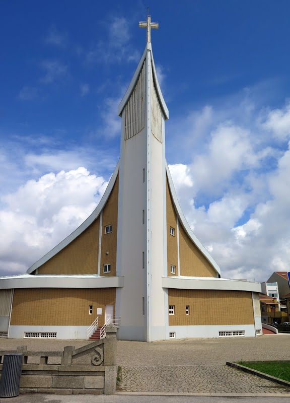 Vila do Conde - Igreja Nosso Senhor Dos Navegantes. by RF Rumbao