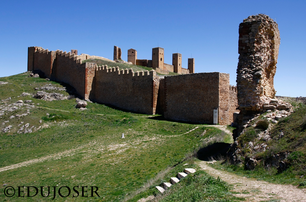 Castillo de Molina de Aragon by Edujoser Ra