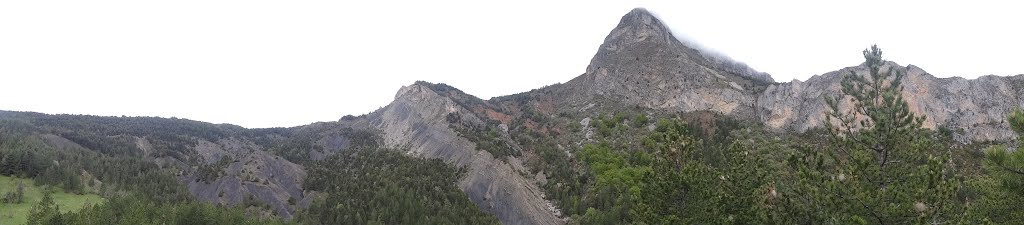 Vue panoramique de la Cloche de Barles by Fractales67 (分形六十七)