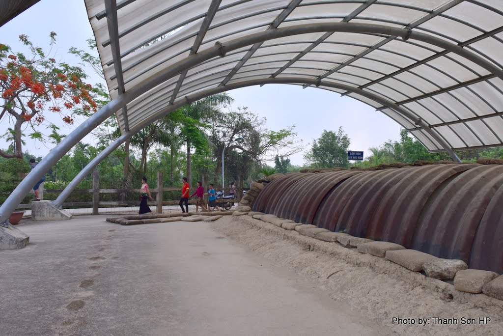 Hầm tướng De Castries ở Điện Biên Phủ- Bunker of General De Castries in Dien Bien Phu by Thanh Sơn HP