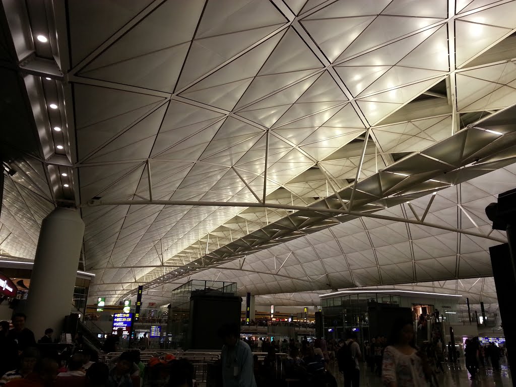 Chek Lap Kok, Hong Kong by Phong  Phat G