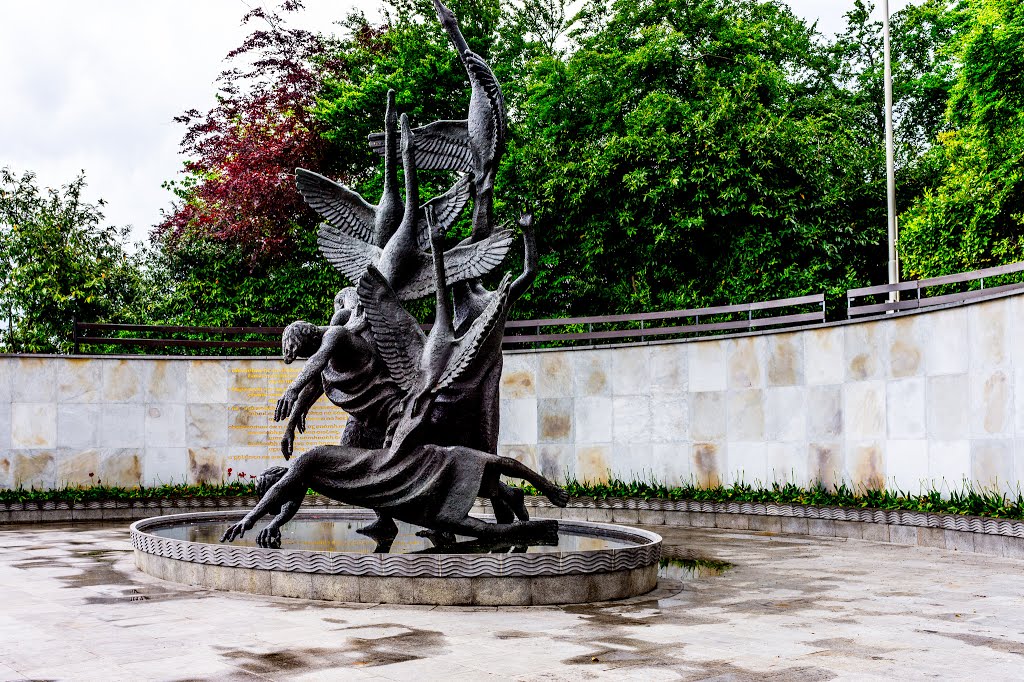 THE GARDEN OF REMEMBRANCE [PARNELL SQUARE DUBLIN] by William Murphy