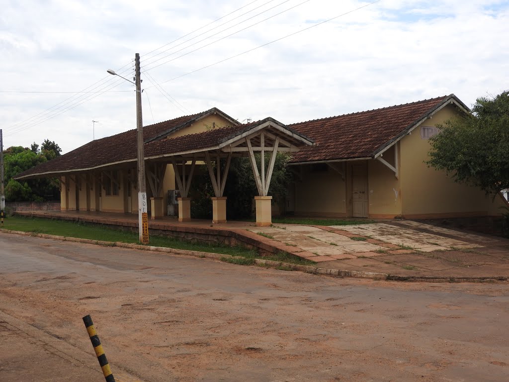 Antiga estação ferroviária de Ipameri - Goiás by W Azevedo