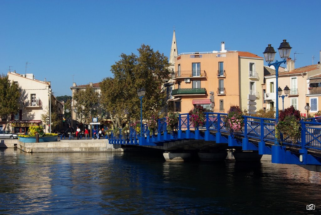 Martigues by Serge Pertuis