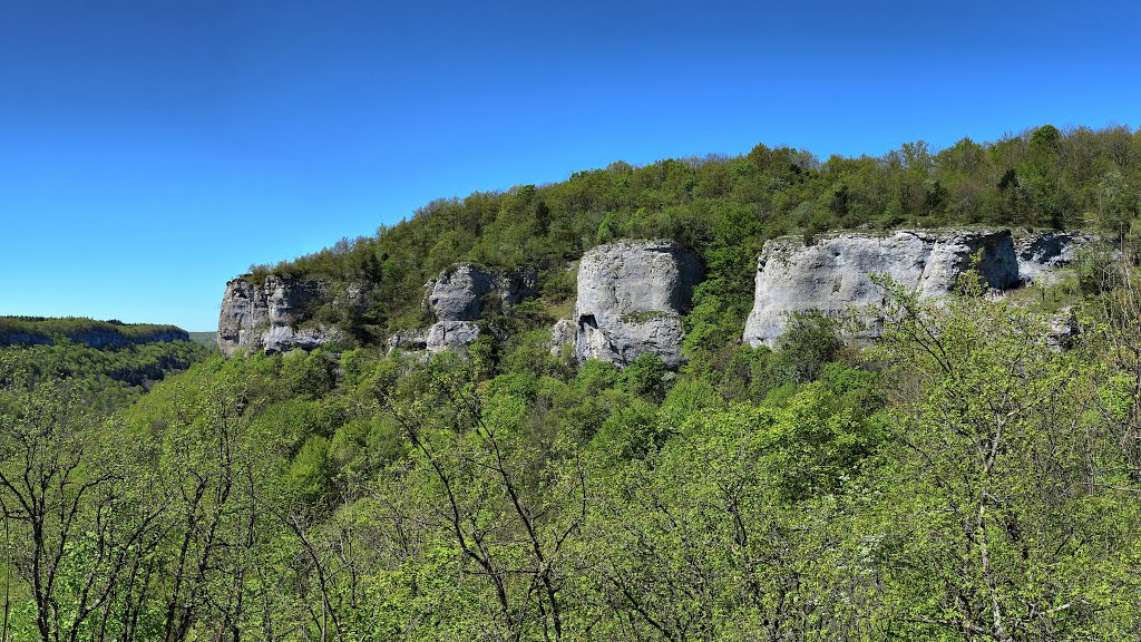 Chassagne-Saint-Denis : les dents de Léri by Jean-Guy SIMONET (JG…