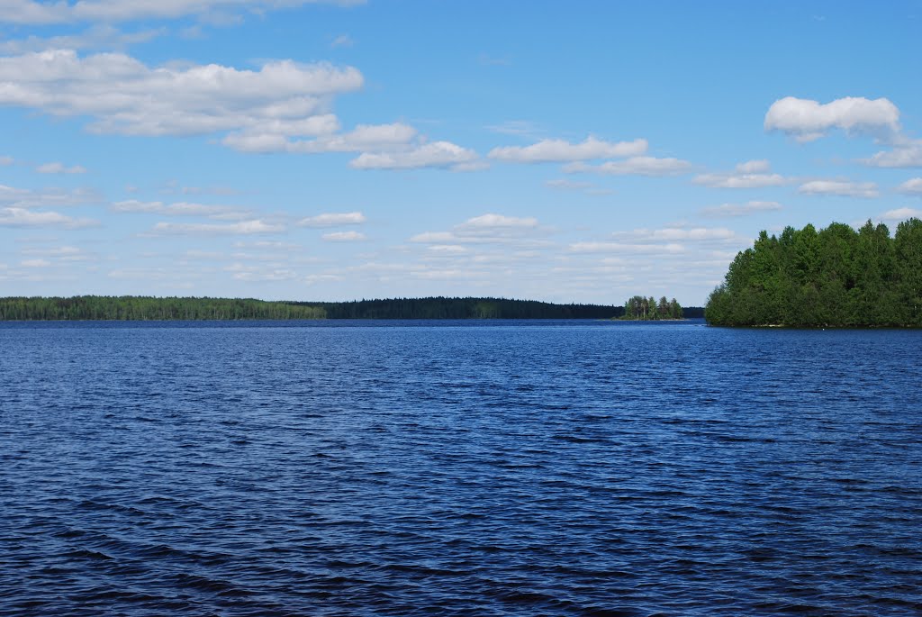 Vyg Lake by igor chetverikov