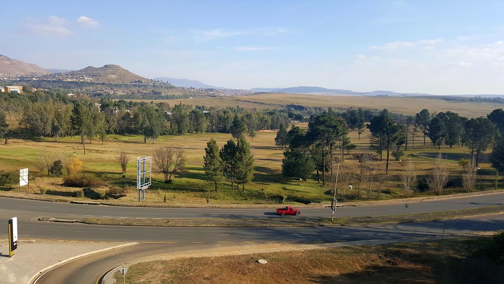 Maseru Golf Course by shailendra kamal