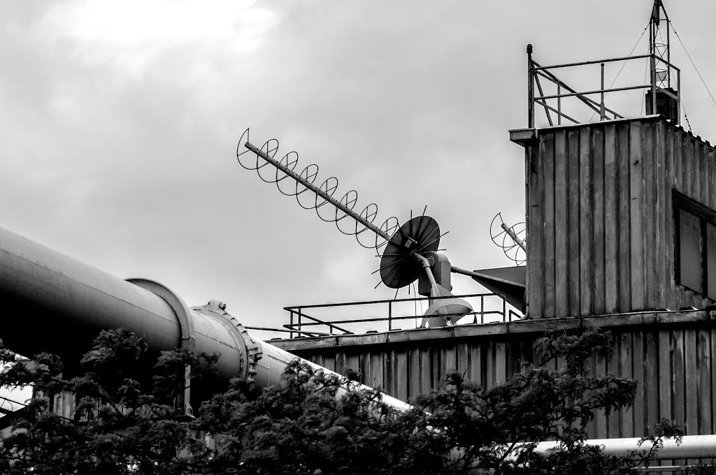 NASA Glenn Research Center Dish by DWGRadio