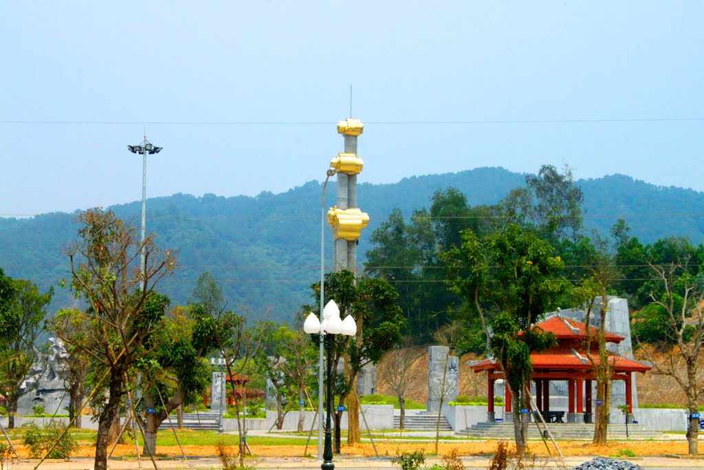 Mỹ Sơn, Đô Lương, Nghệ An, Vietnam by Ngô Đức Quân