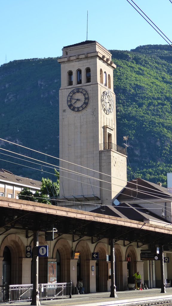 Stazione di Bolzano by Vladyslav Savytskyy