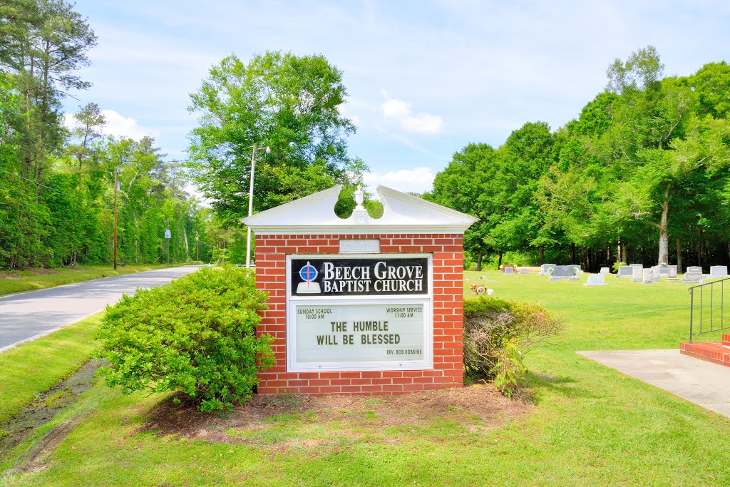 VIRGINIA: GLOUCESTER COUNTY: HAYES: Beech Grove Baptist Church, 4073 Cedar Bush Road (S.R. 633) road sign by Douglas W. Reynolds,…