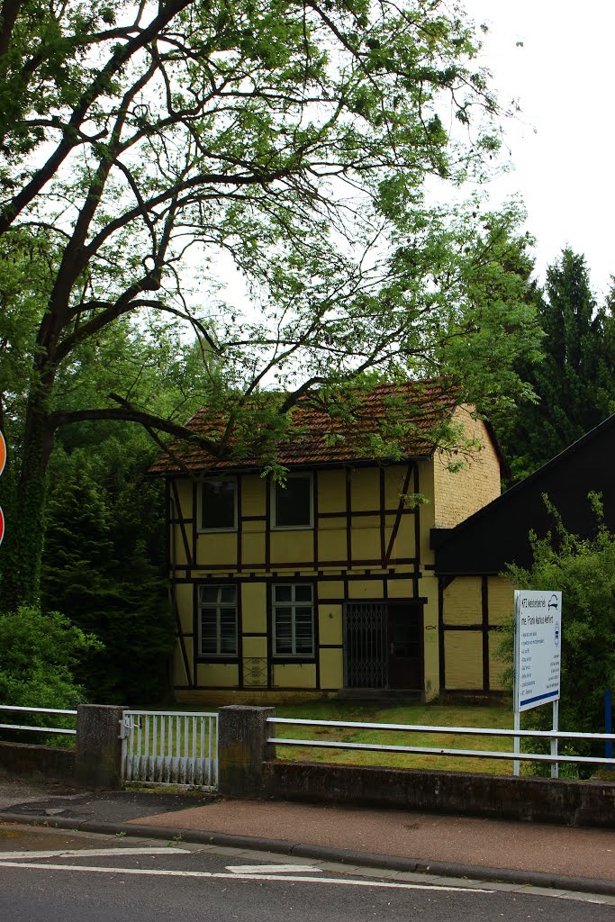 KE - Schöner Wohnen und Arbeiten in der Lahnstrasse, Bad Camberg by Karl Eggenmüller