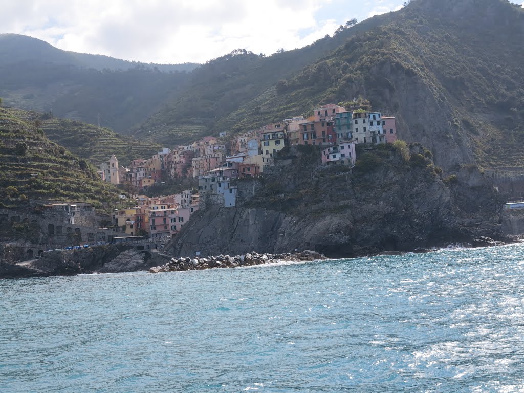 Via Fieschi, 226, 19018 Corniglia SP, Italy by Hoptzger