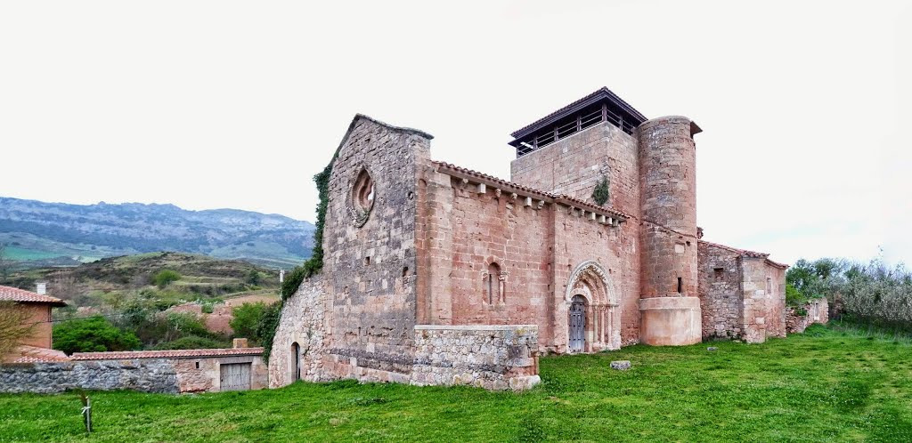 Soto de Bureba, Burgos, iglesia románica by Pedro I