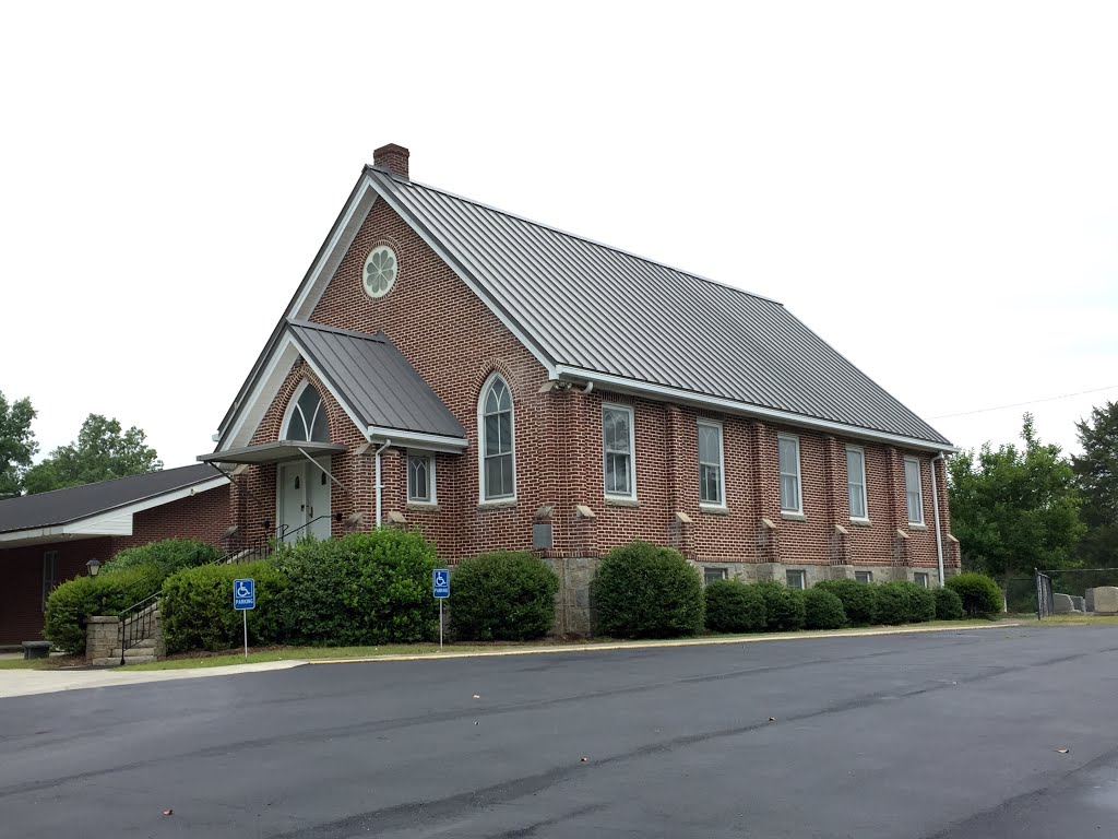 Salem Presbyterian Church by Michael Miller