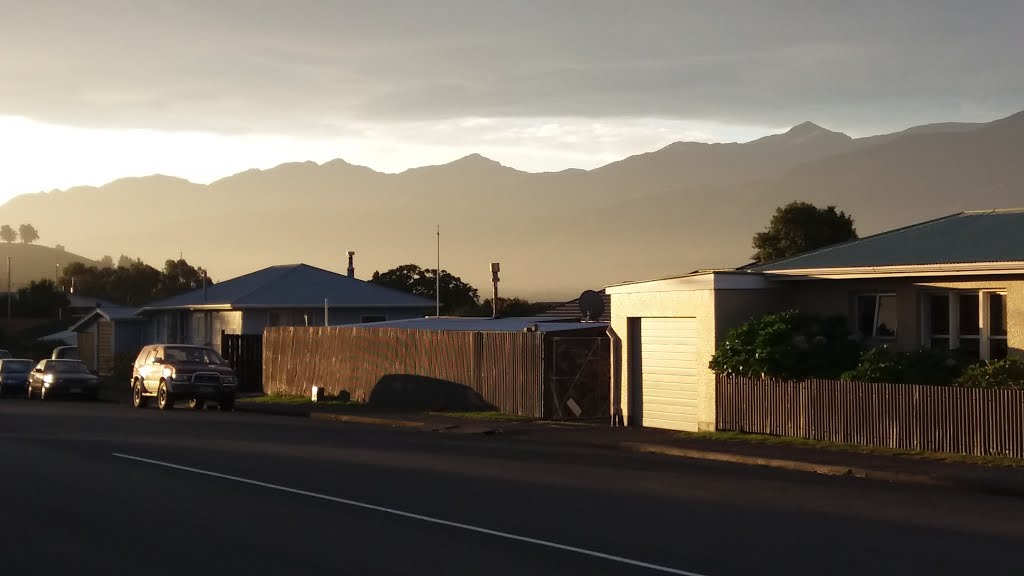 Sunset at Kaikoura by Lo zio di Leo