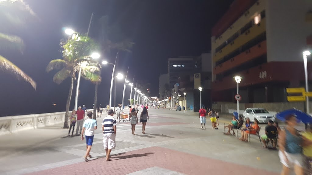 Praça do Farol da Barra em Salvador by Rafael Arcangelo