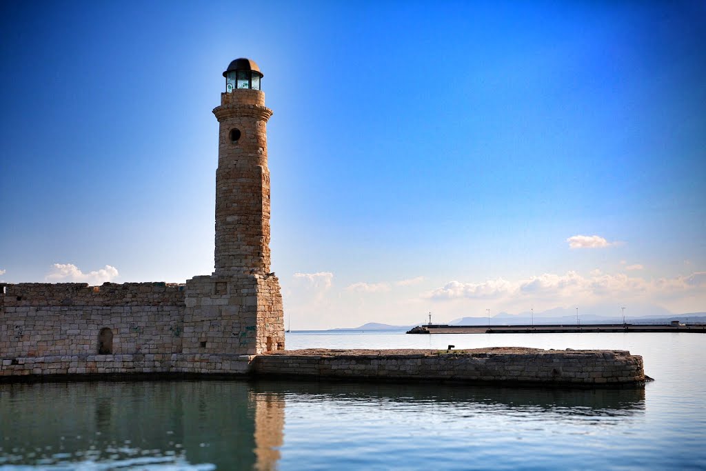 Venezianischer Hafen Rethymno by Dirk F.