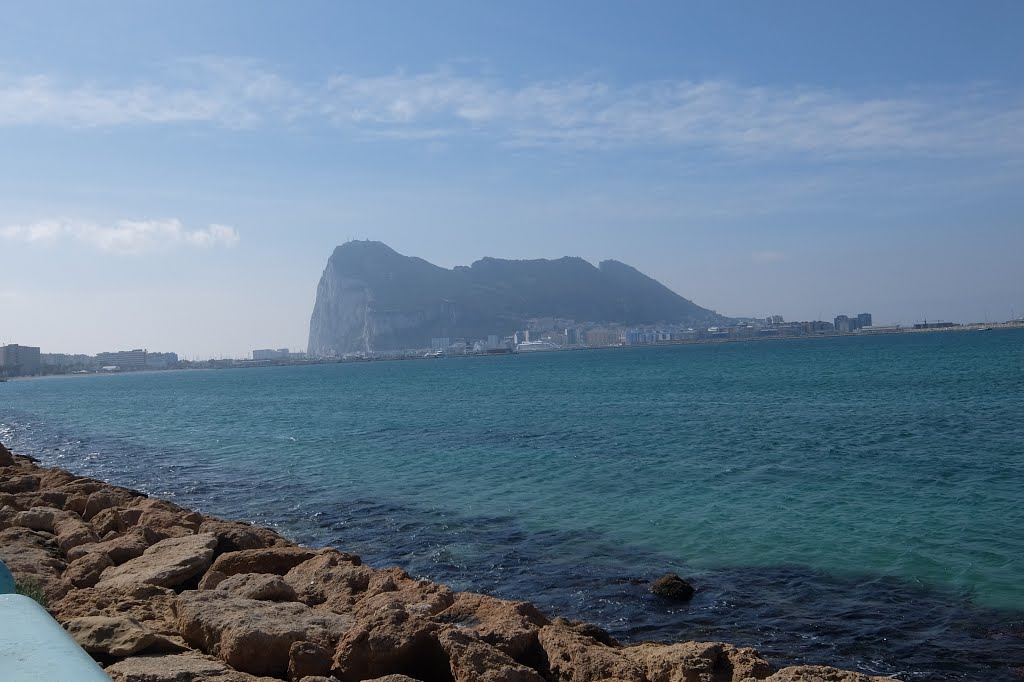 Gibraltar rock by bodiniusz