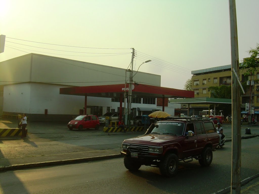 Maracay - Estado Aragua (Venezuela) by Edgar Alexander Tova…