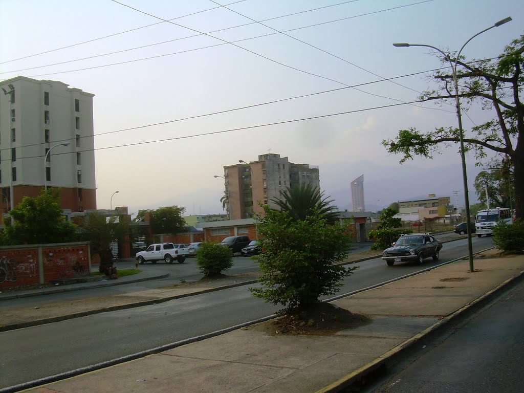 Maracay - Estado Aragua (Venezuela) by Edgar Alexander Tova…