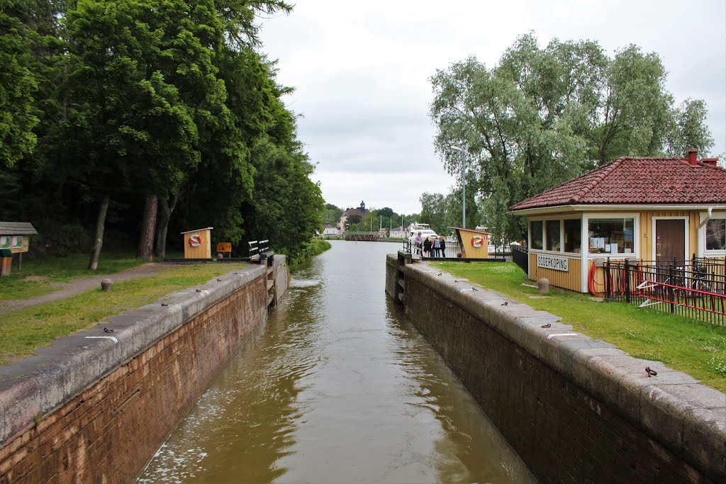 Söderköpings sluss Göta Kanal by Bert Wilnerzon Thörn