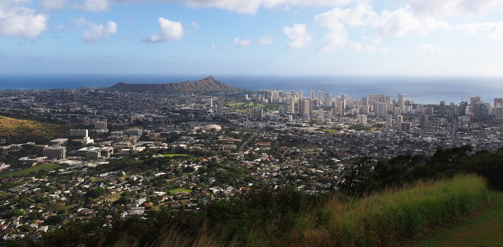 Honolulu and Diamond Head Viewed from Tantalus Lookout - 2016.02 by rheins